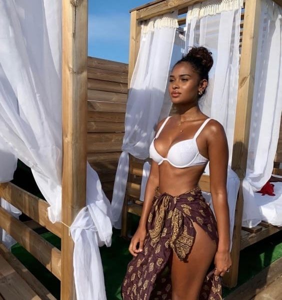 Escorts Val in Abu Dhabi