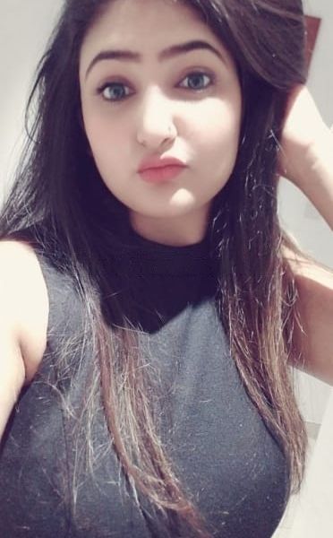 Escort Jhanvi à Dubai