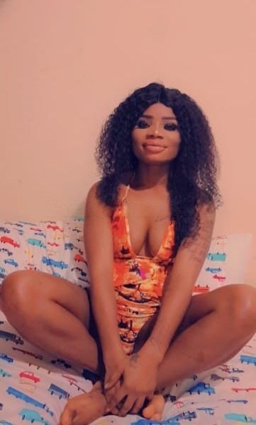 Escorts Farin in Abu Dhabi