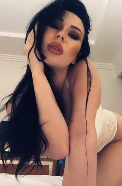 Escort Mira a Dubai