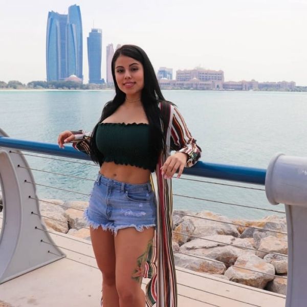 Escorts Helen in Abu Dhabi