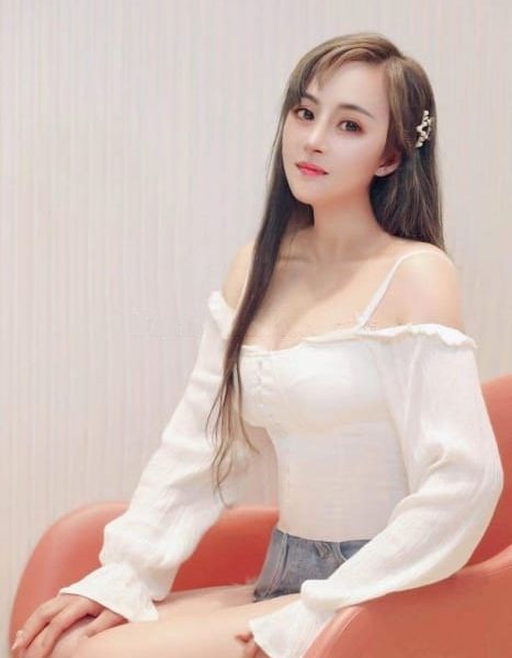 Escorts Mina in Abu Dhabi