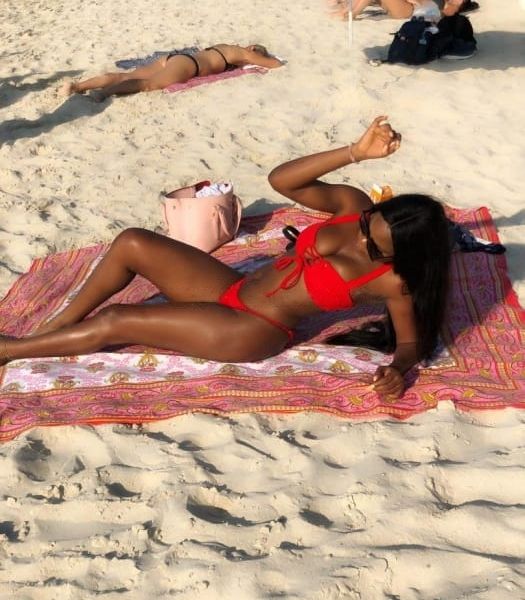 Escort Viola a Dubai