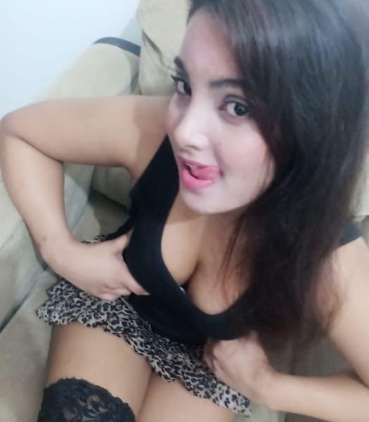 Escorts Hina in Dubai