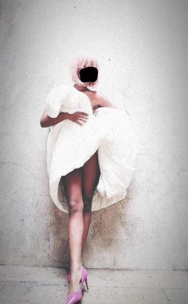 Escorts Mia Linina in Dubai