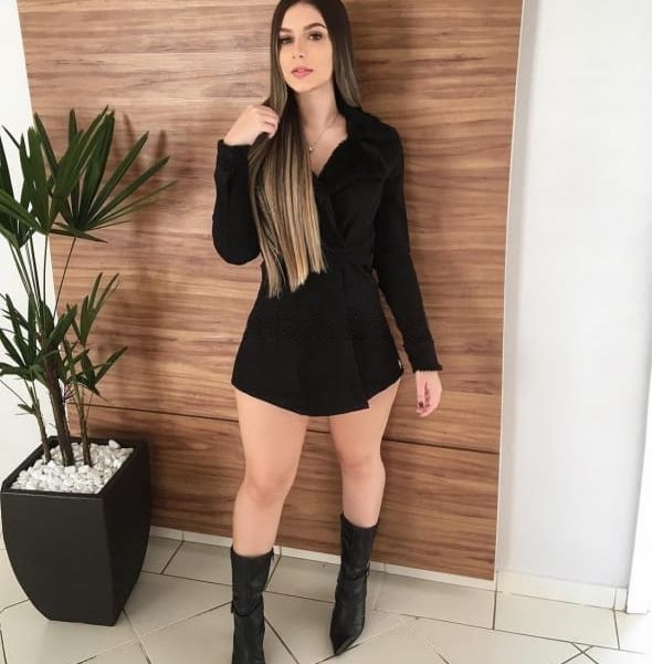 Escorts Fallon in Dubai