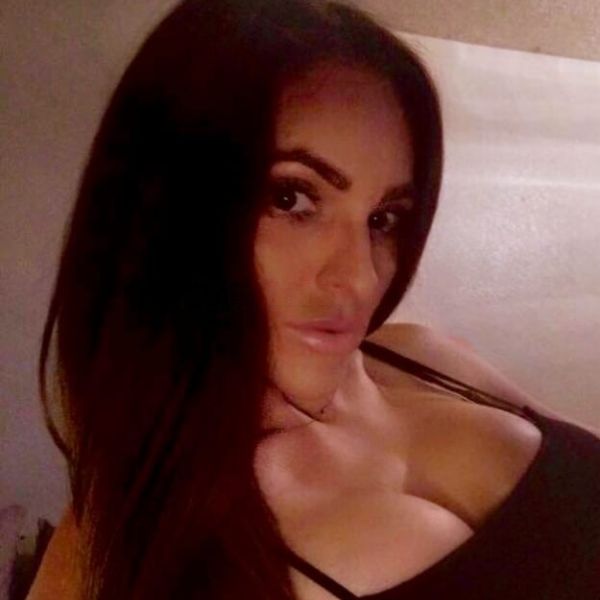 Escorts Sophia Simpson in Dubai