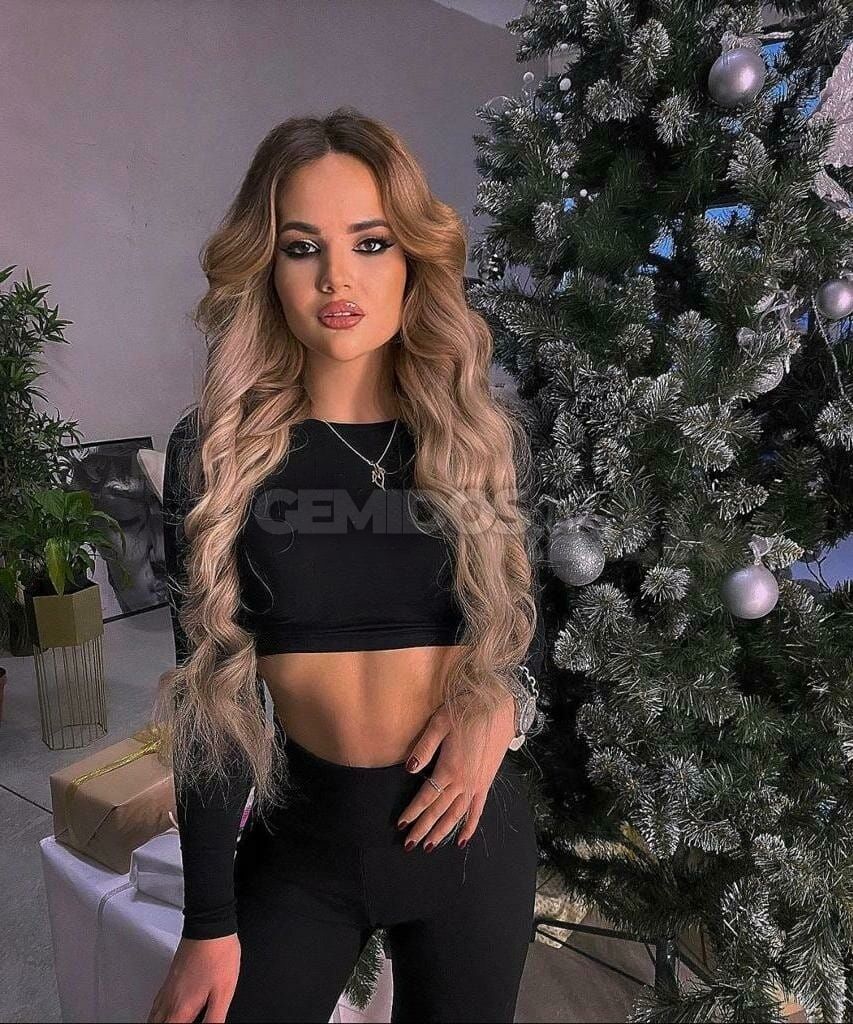 Rehina StTropez