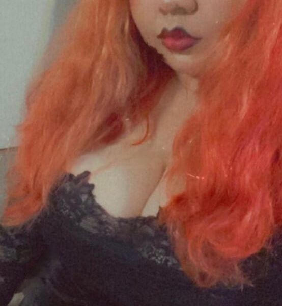 Escort Julierosa à Paris