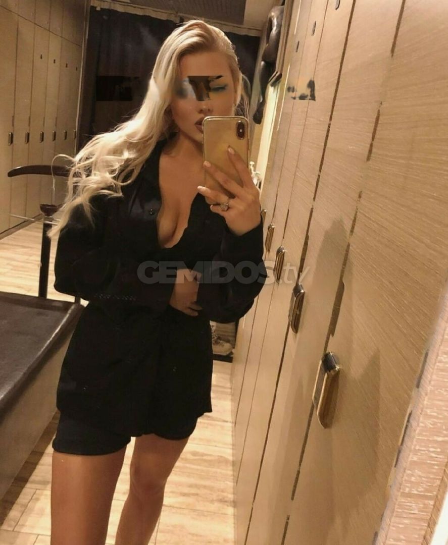 Jolie