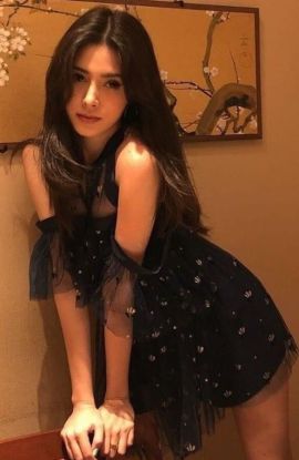 Model Sara