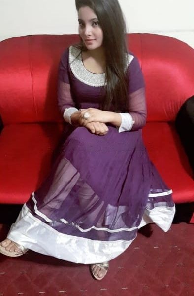 Escorts Sonia Bust a Dubai