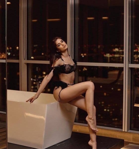 Escorts Olya in Dubai