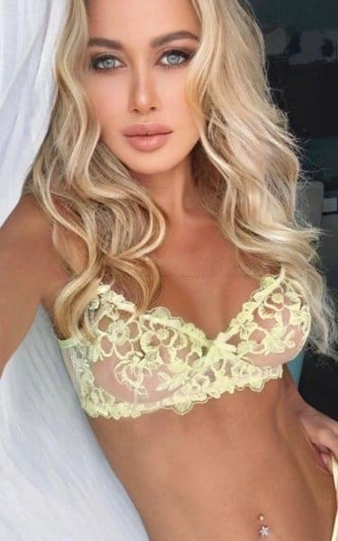 Escorts Elice en Dubai