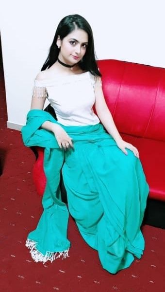 Escorts Katrina Green Saree in Dubai
