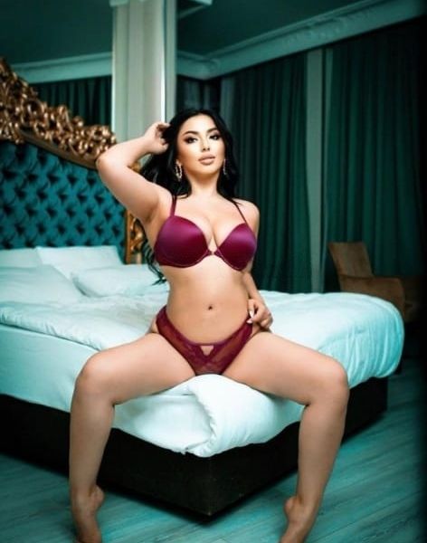 Escorts Samira in Dubai
