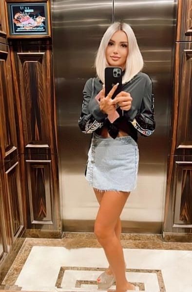 Escort Lena a Dubai