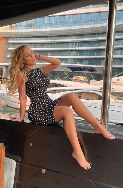 Escorts Alice in Dubai