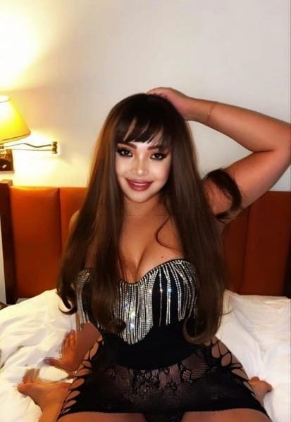 Escorts Emily 	 Dubai