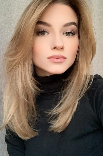 Escorts Ria in Dubai