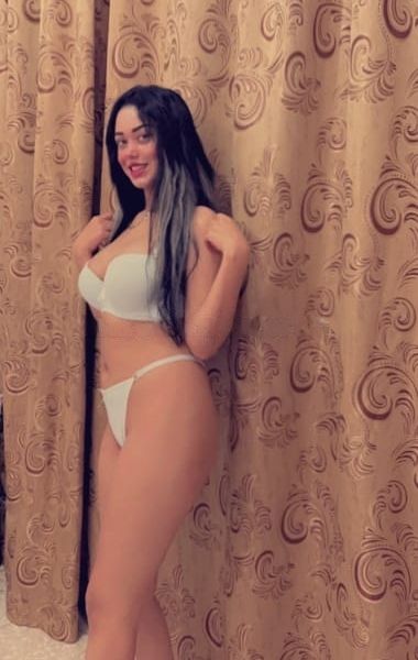 Escorts Lili in Abu Dhabi