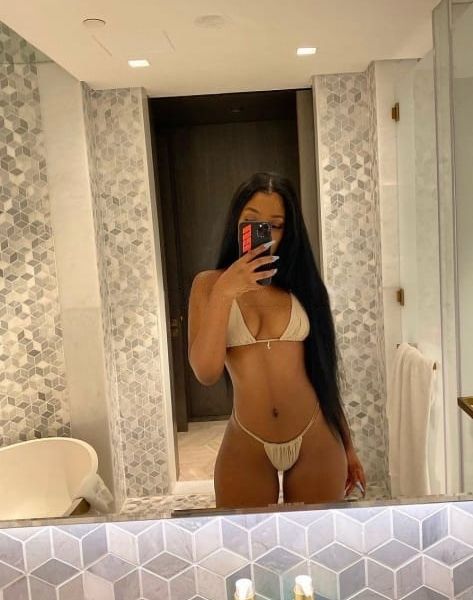 Escorts Zena in Dubai