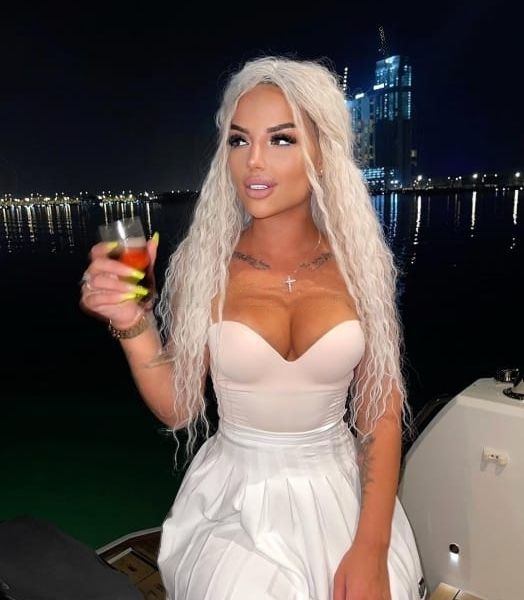 Escorts Silvia in Dubai