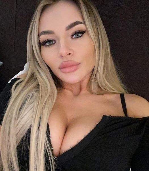 Escorts Nastya in Dubai