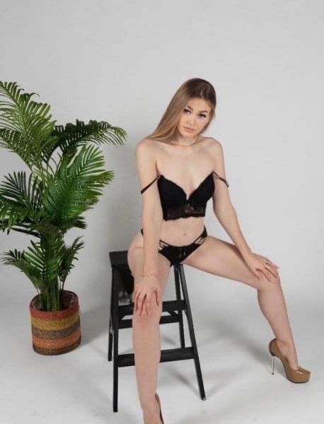 Escorts Sonia in Dubai