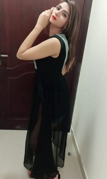 Escorts Model Soniya in Dubai