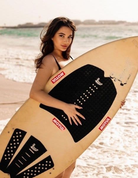 Escorts Polina 	 Dubai