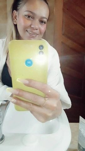 Paty Almeida