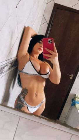 Lívia Lourenço