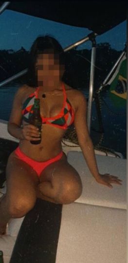 Emanuelle Ferraz