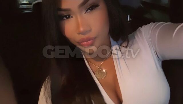 Tayná Gomez
