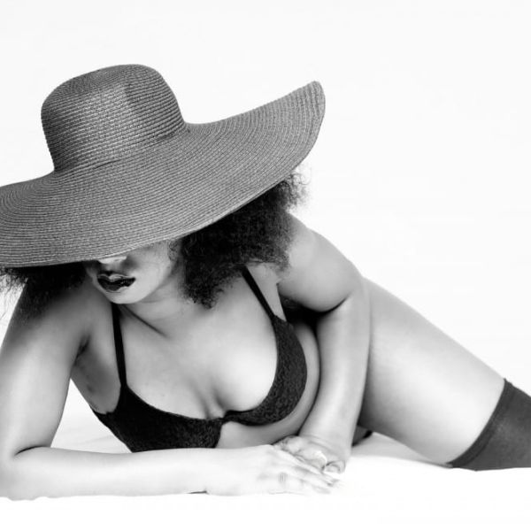 Escorts Nefertiti Jones in Milano