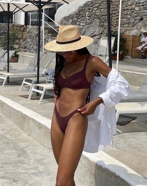 Escorts Bella in Dubai