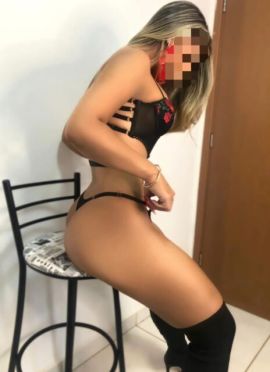 Emily Linhares