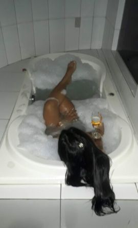 Bruninha Costa