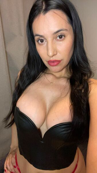 Escorts Araceli in Castilla