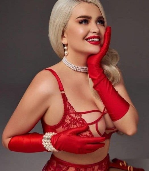 Escort Alex 	 Dubai