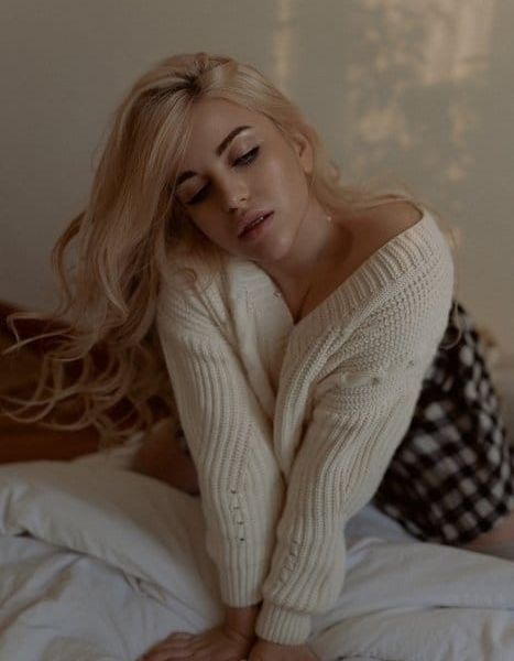 Escorts Ari in Dubai
