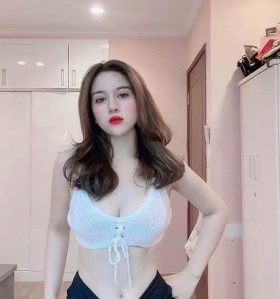 Escorts Kenny in Dubai