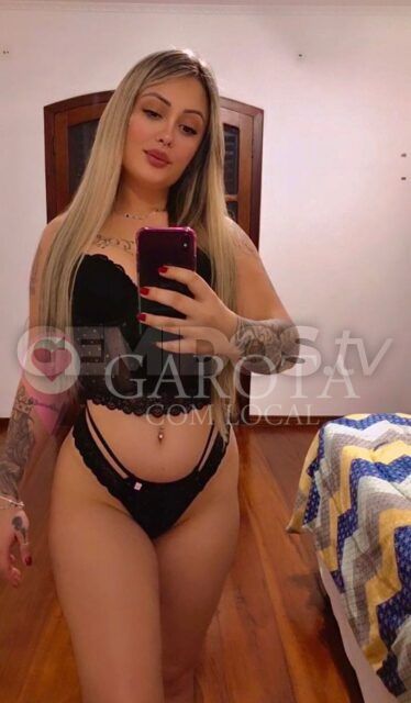 Allana Ferraz