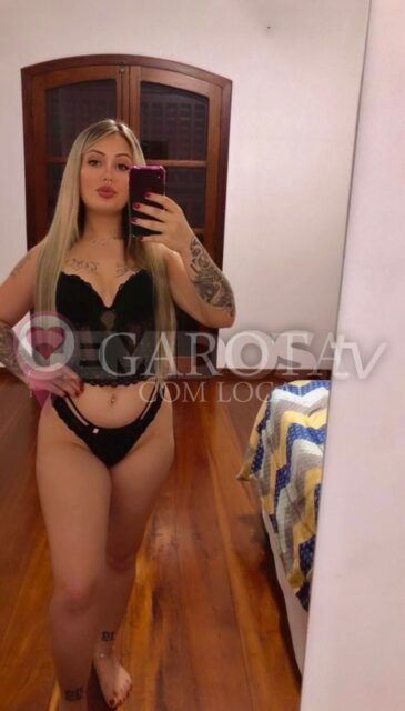 Allana Ferraz
