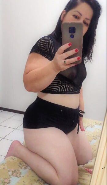 Escorts Pietra Larissa in Santa Catarina