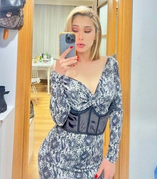 Escorts Tati in Dubai
