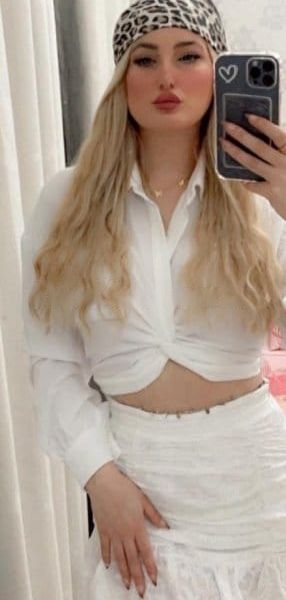 Escorts Malak in Dubai