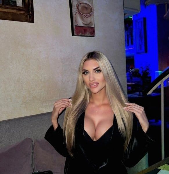 Escorts Claire en Dubai