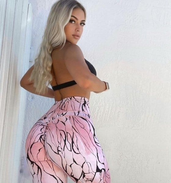 Escorts Jennifer in Dubai
